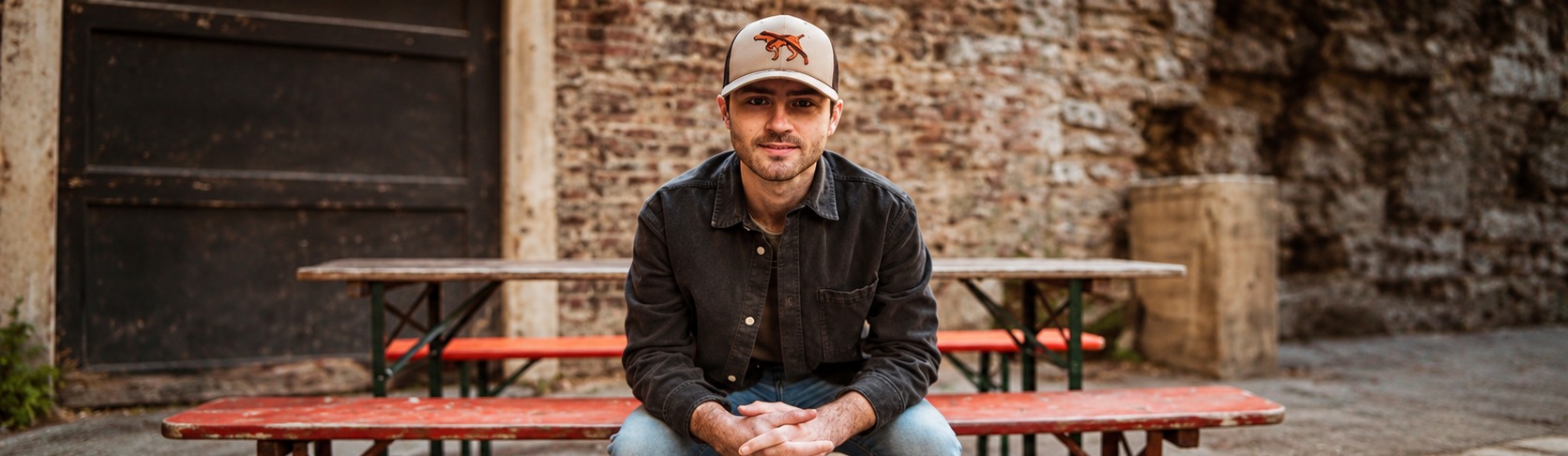 Country Singer, Greylan James, independent country recording artist